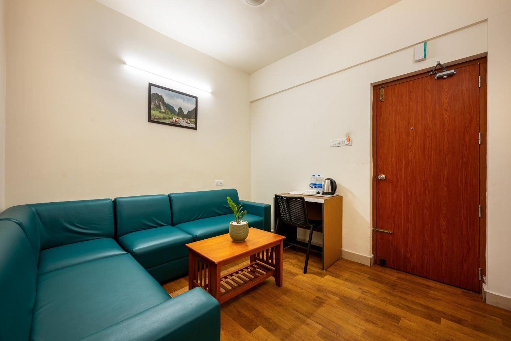 Cj Grande By Jesway Hotels & Resorts Kochi エクステリア 写真
