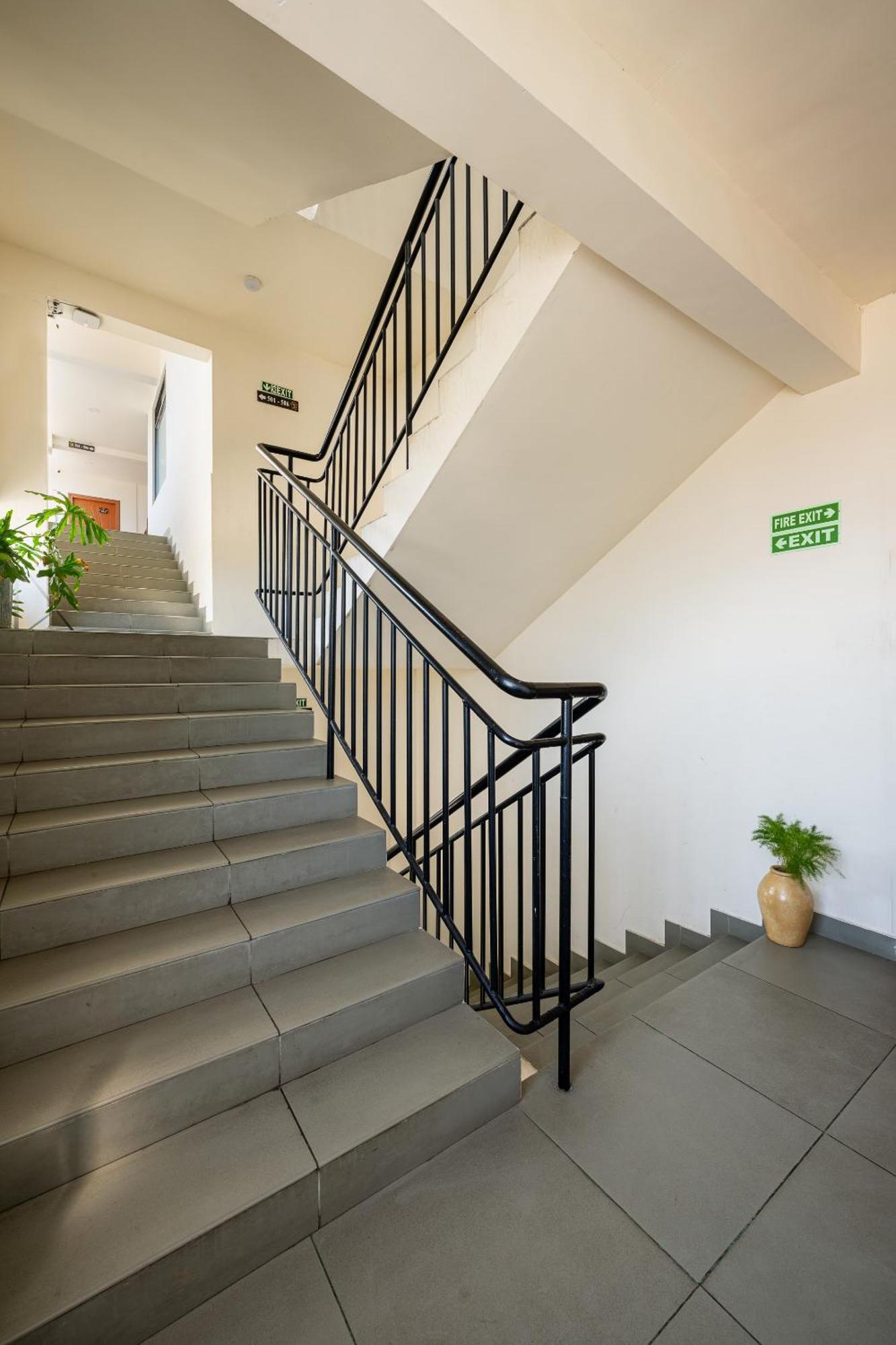 Cj Grande By Jesway Hotels & Resorts Kochi エクステリア 写真